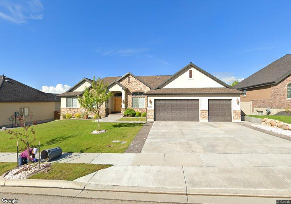 5119 N Grey Hawk Dr unit 166, Lehi, UT 84043 - photo 1