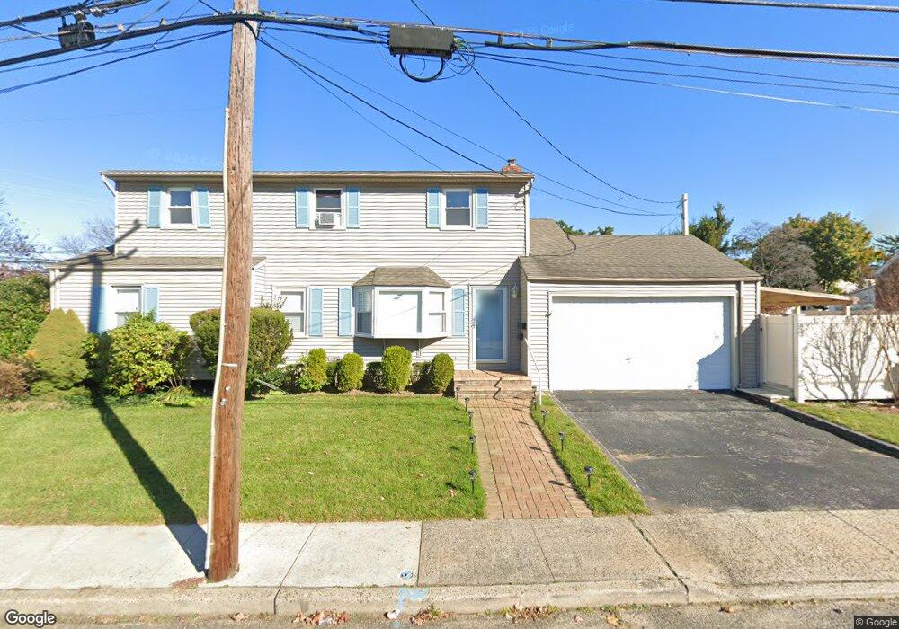 1 Linden Ave, Lynbrook, NY 11563 - photo 1