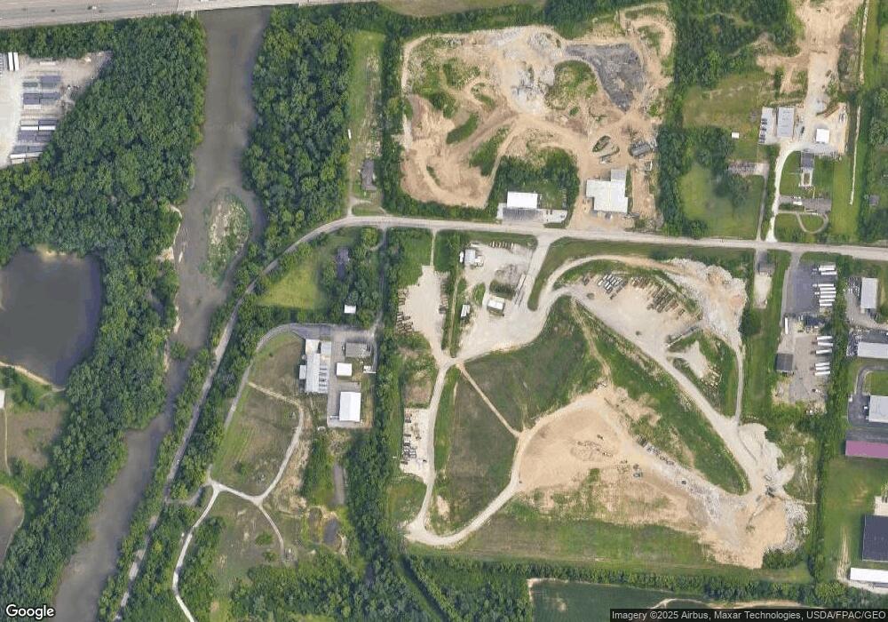 4240 Taylorsville Rd, Huber Heights, OH 45424 - photo 1