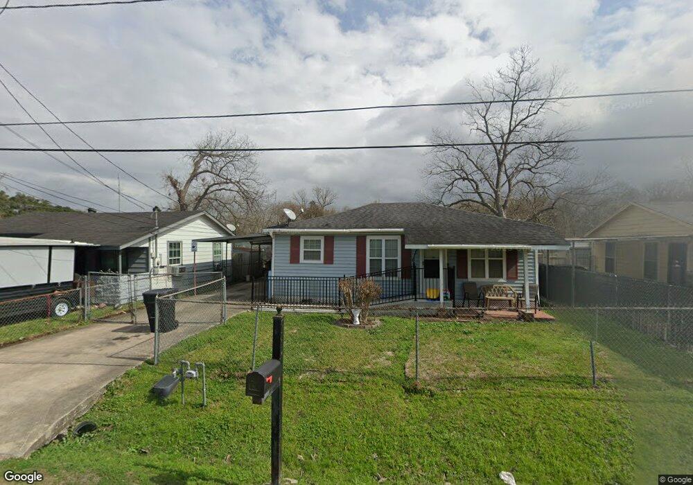 7316 Price St, Houston, TX 77088 - photo 1