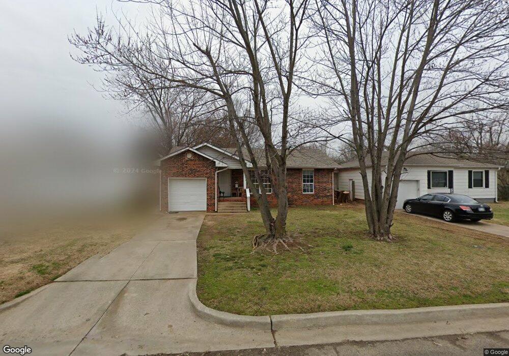 1605 N Louisa Ave, Shawnee, OK 74804 - photo 1
