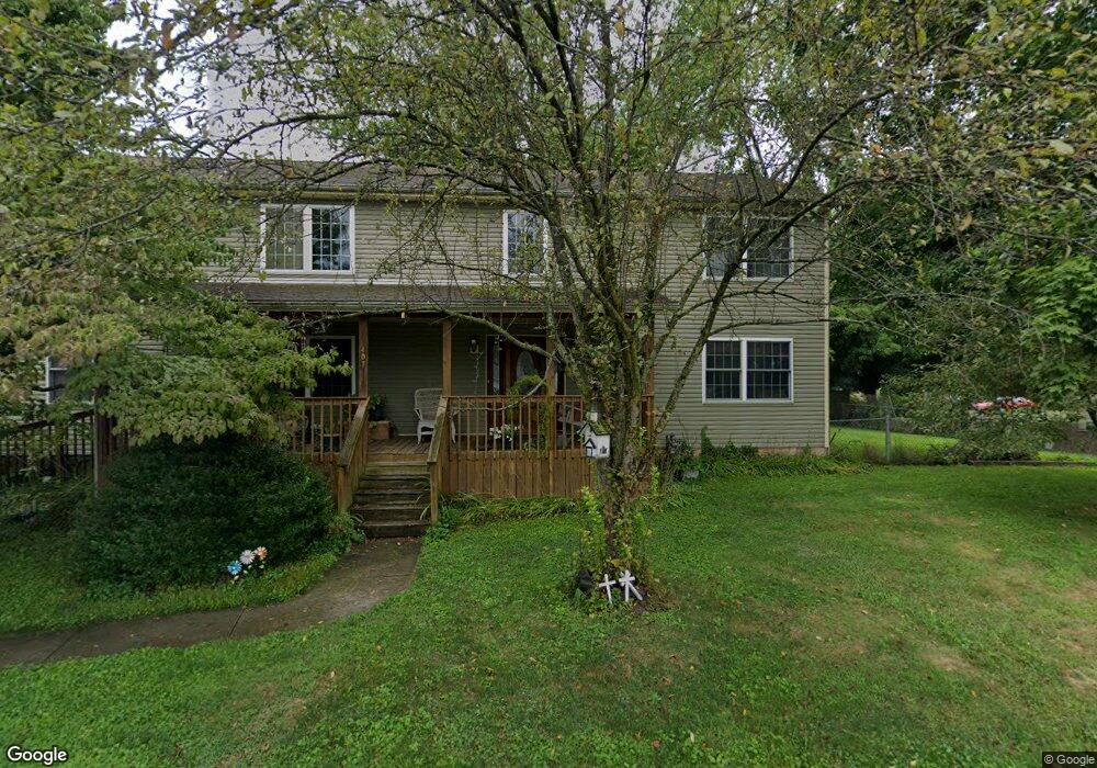 407 Canal St N, Sugar Grove, OH 43155 - photo 1