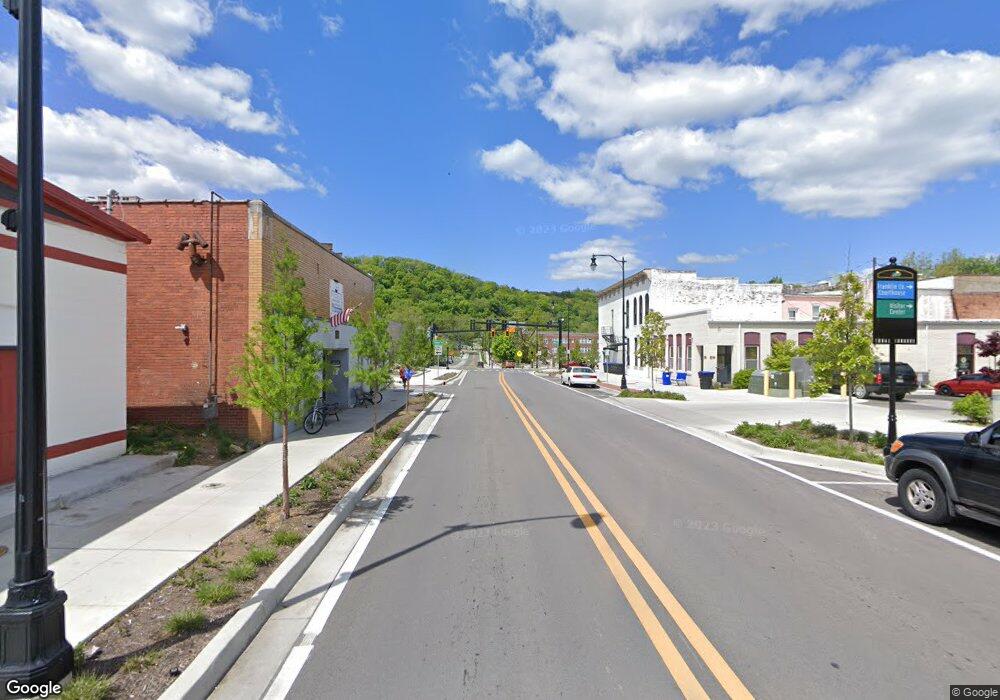 308 W 2nd St, Frankfort, KY 40601 - photo 1