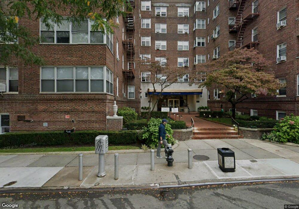 106-15 Queens Blvd unit 3E, Forest Hills, NY 11375 - photo 1