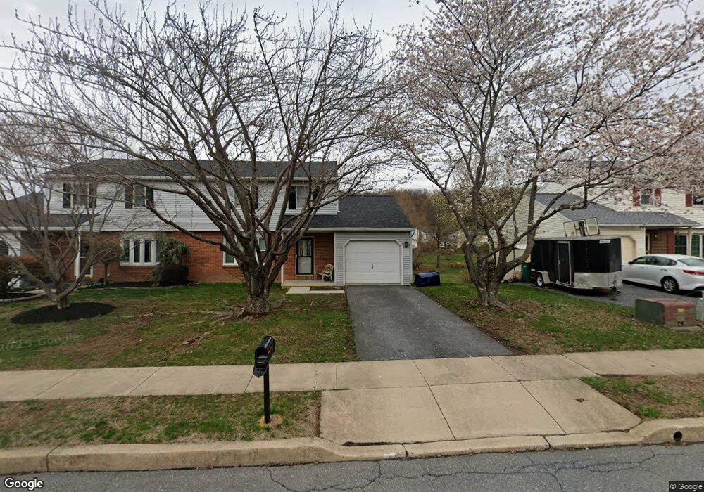 1779 Acorn Dr, Reading, PA 19608 - photo 1