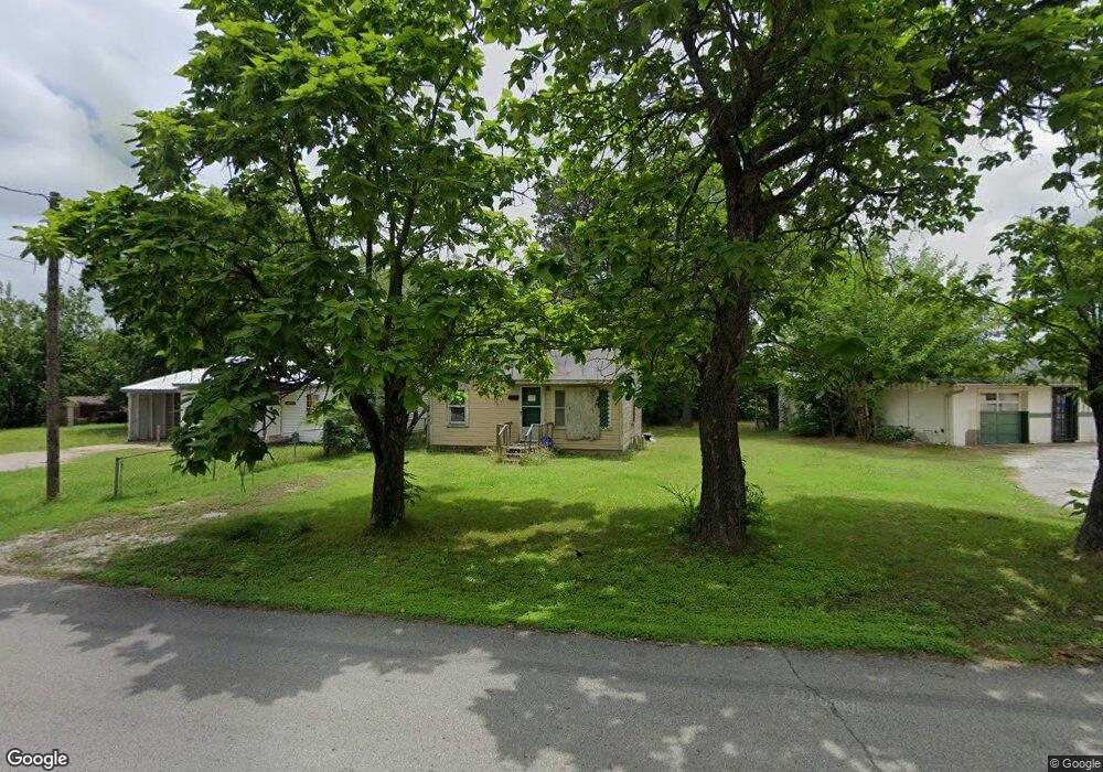 1502 3rd Ave NE, Ardmore, OK 73401 - photo 1