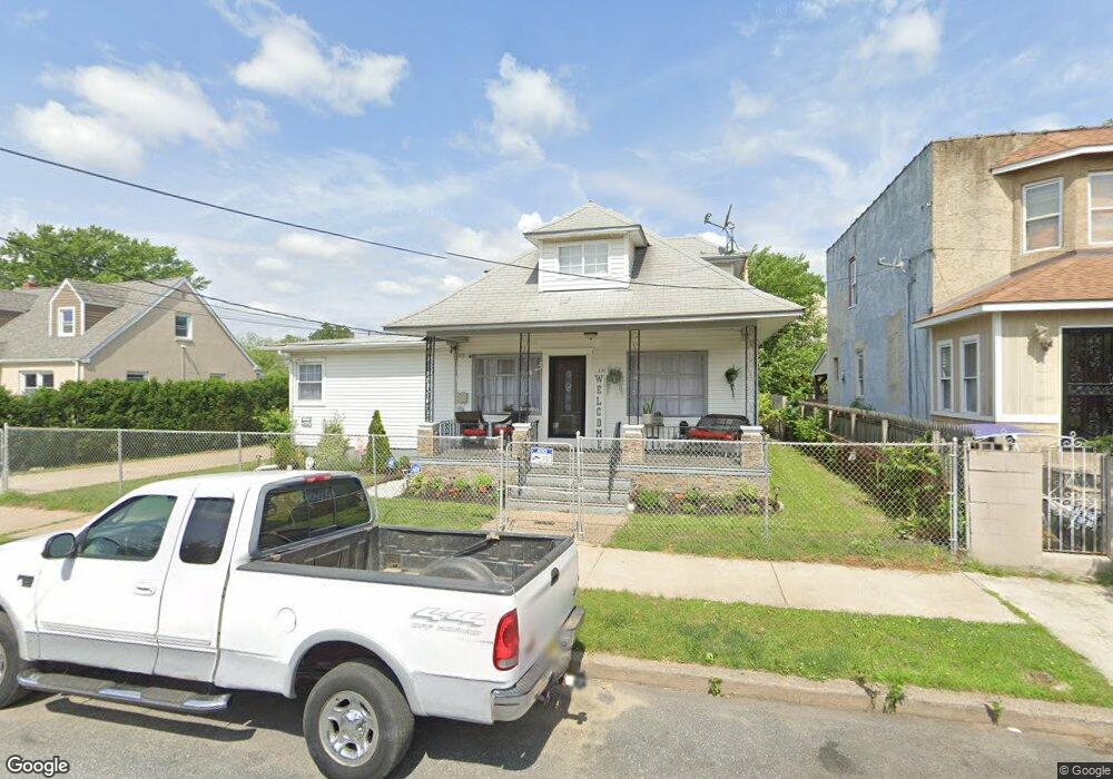 3135 Waldorf Ave, Camden, NJ 08105 - photo 1