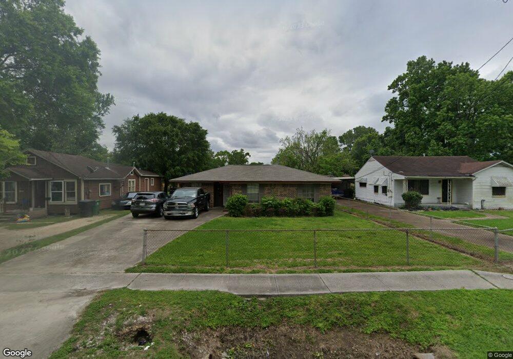 787 Dillard St, Houston, TX 77091 - photo 1