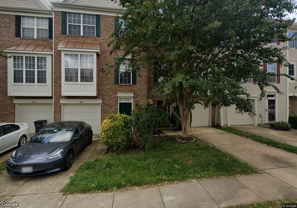 2464 Laura Mark Ln, Herndon, VA 20171 - photo 1