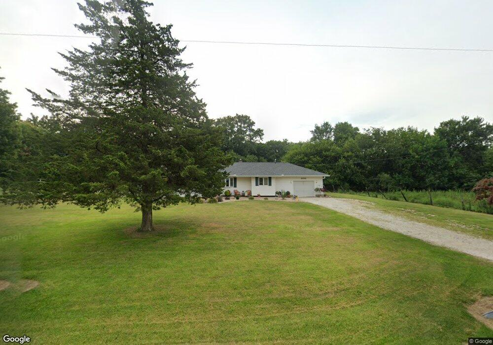 5010 N Koerner Rd, Peoria, IL 61615 - photo 1