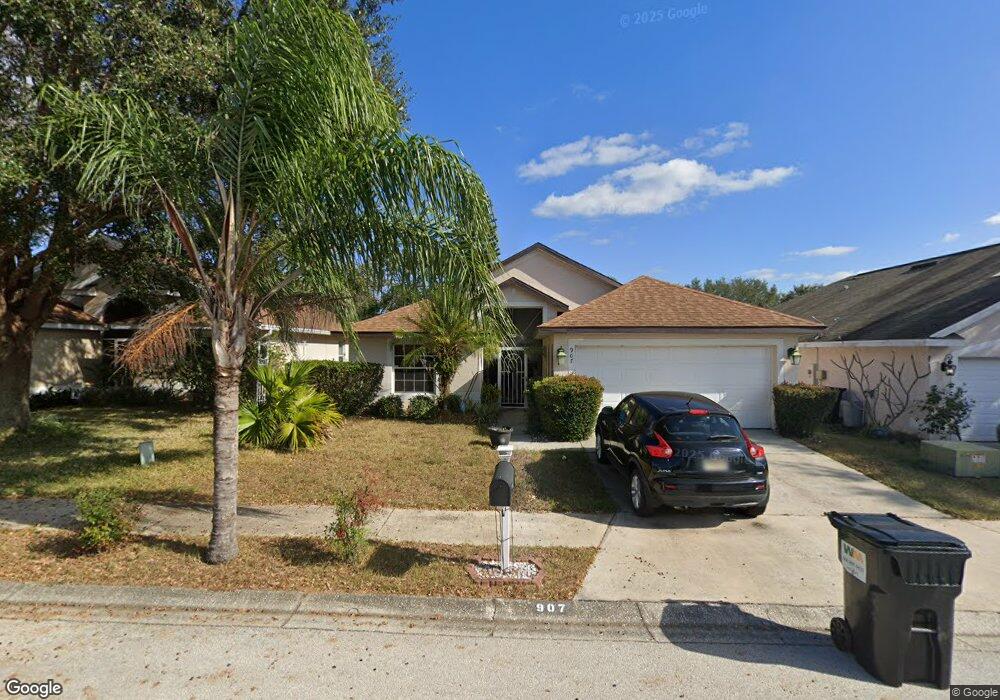 907 Brayton Ln, Davenport, FL 33897 - photo 1