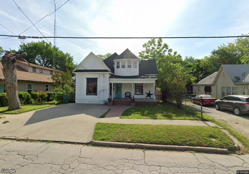 918 N Dixon St, Gainesville, TX 76240 - photo 1