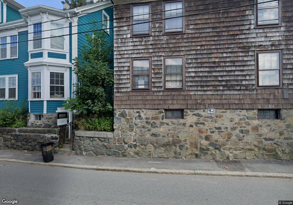 154 Pleasant St unit 1, Marblehead, MA 01945 - photo 1
