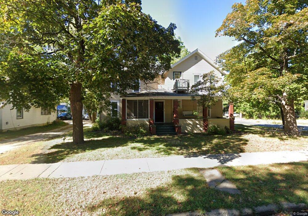 1003 9th St E, Menomonie, WI 54751 - photo 1