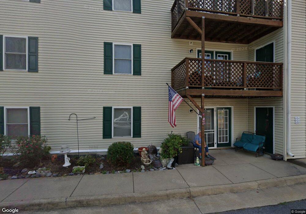 205 Hailey Lane I-8 unit I-8, Strasburg, VA 22657 - photo 1