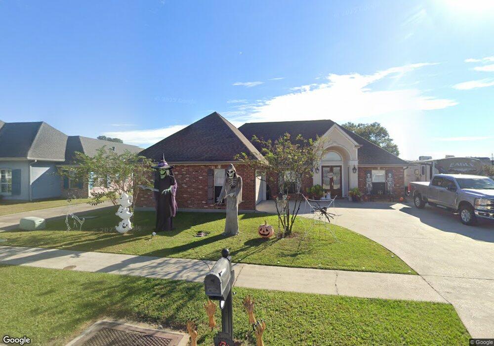2 Coventry Cir, Houma, LA 70364 - photo 1