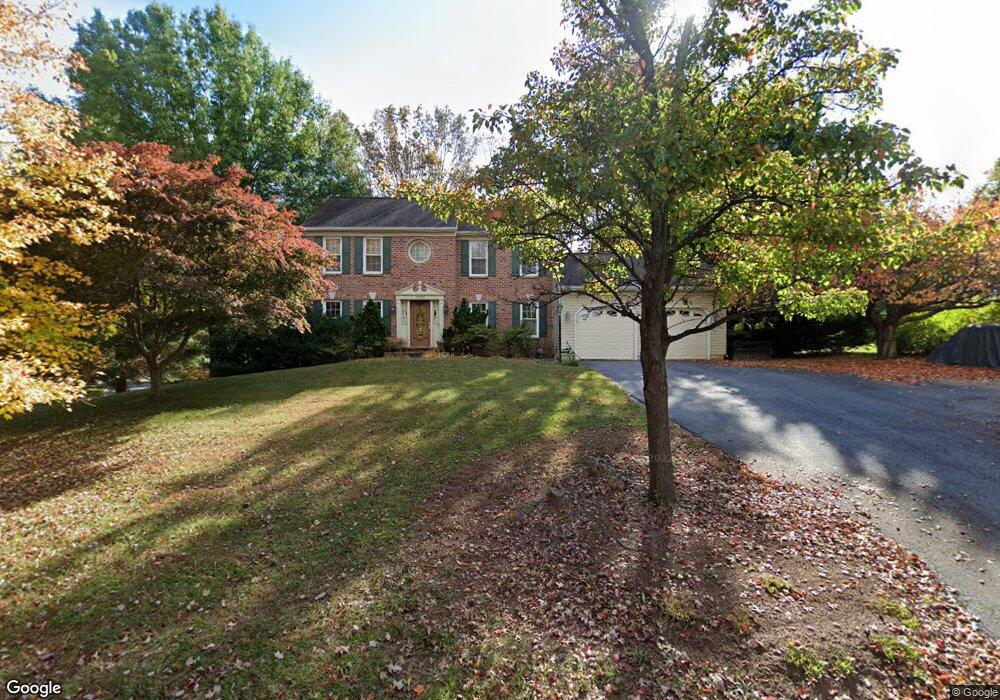 5398 Thames Ct, Sykesville, MD 21784 - photo 1