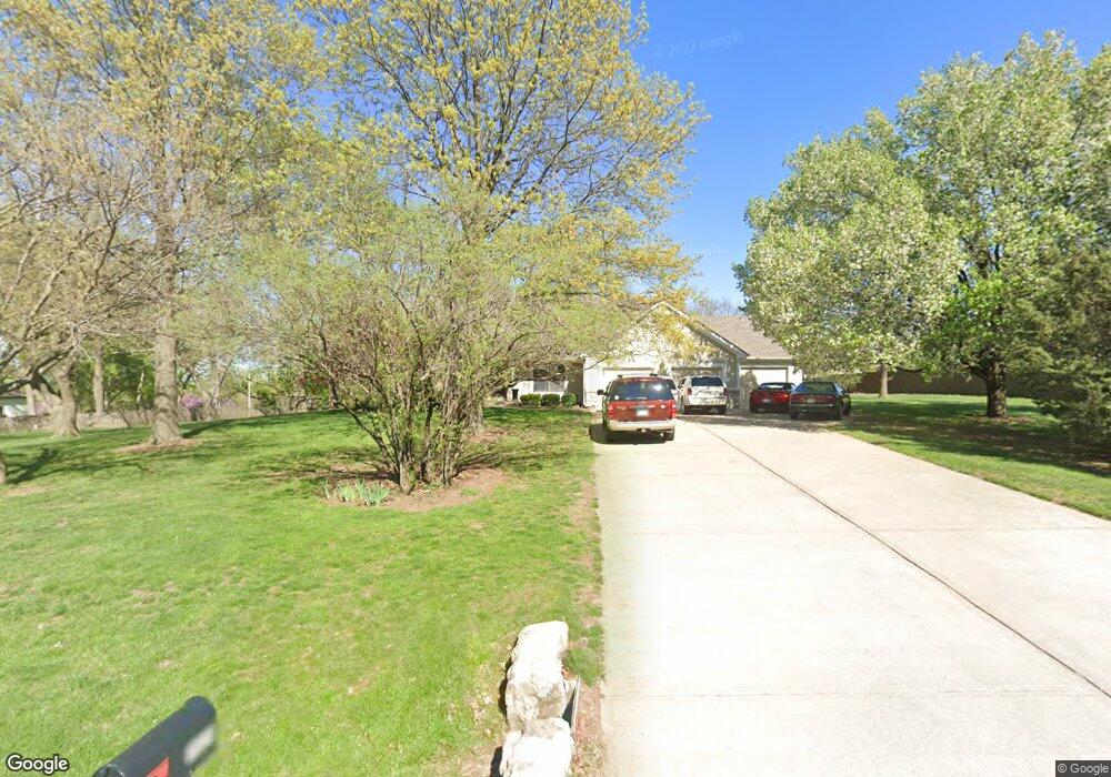 7629 Allman Rd, Shawnee, KS 66217 - photo 1