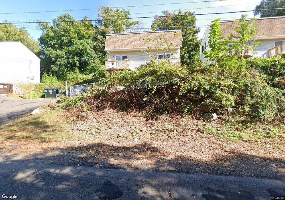 340 Waterville St unit 1, Waterbury, CT 06710 - photo 1