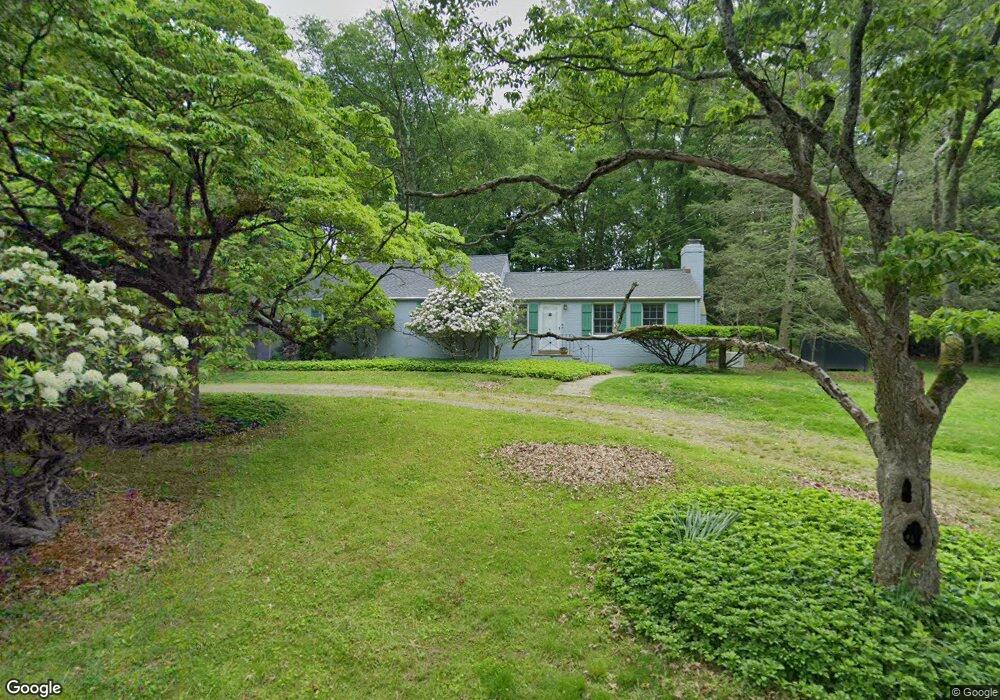 5 Wake Robin Rd, Westport, CT 06880 - photo 1