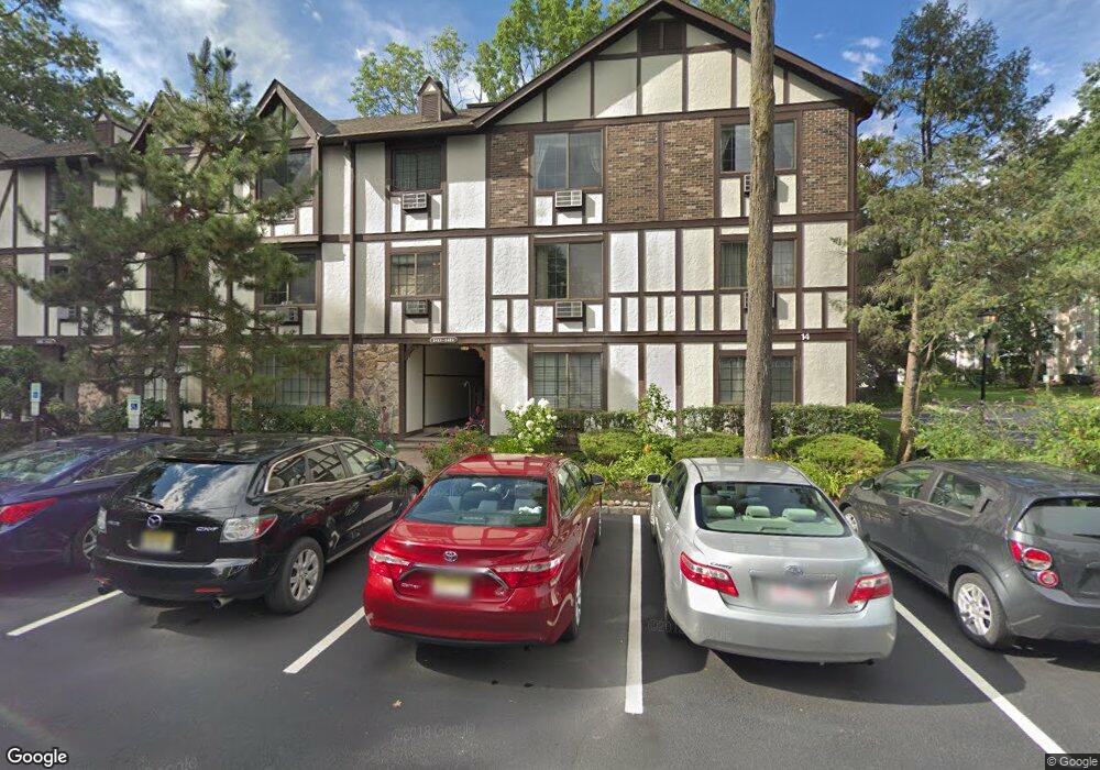 1420 Faulkner Ct, Mahwah, NJ 07430 - photo 1