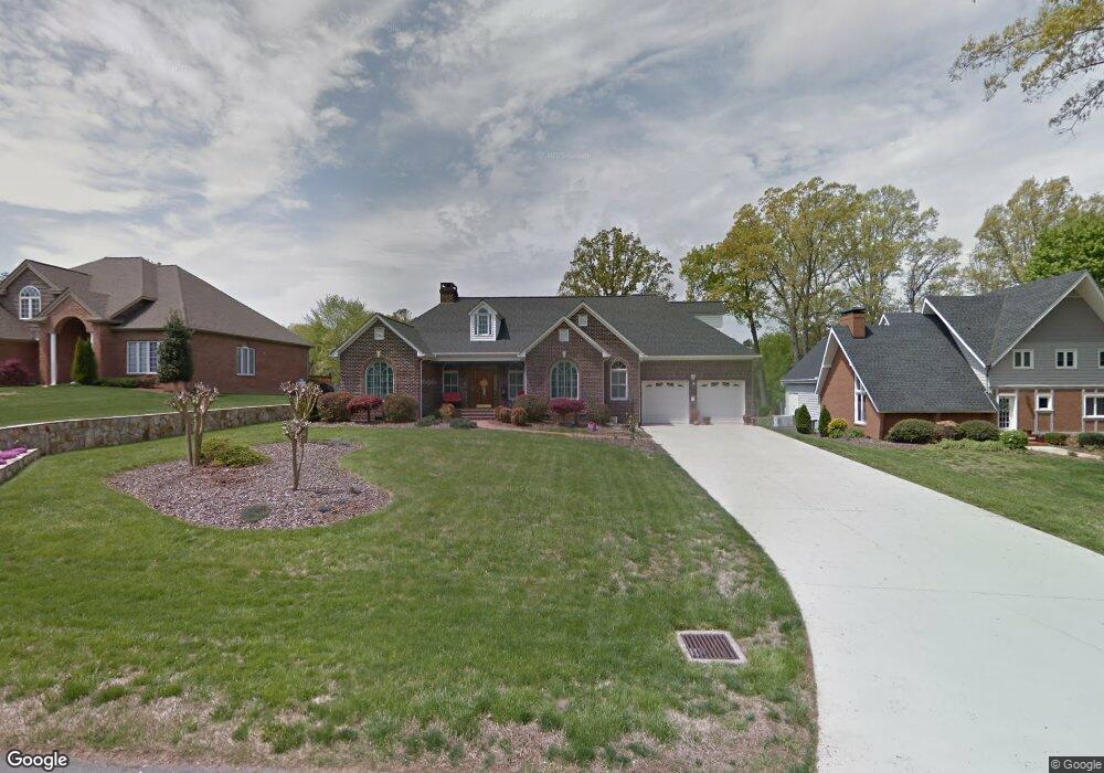 639 Nassau Trail, Asheboro, NC 27205 - photo 1