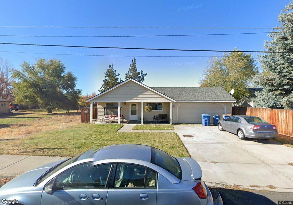 2837 SW 23rd St, Redmond, OR 97756 - photo 1