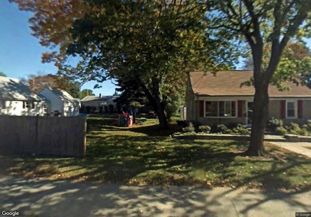 342 Phenix Ave, Cranston, RI 02920 - photo 1