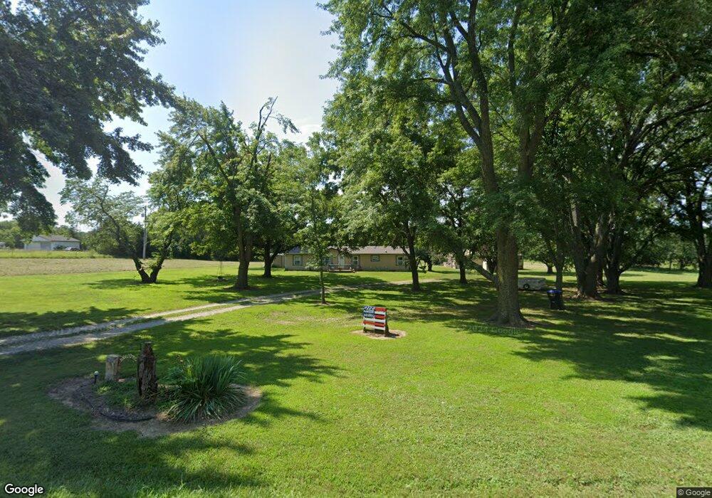 2201 SW 99th St, Wakarusa, KS 66546 - photo 1