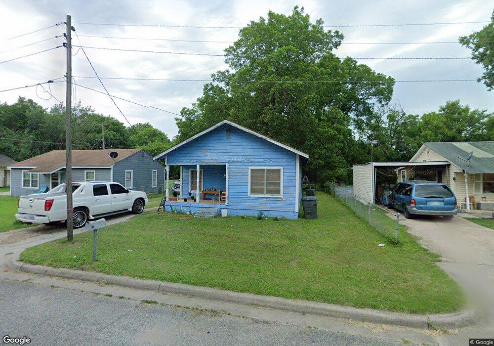 1217 B St NE, Ardmore, OK 73401 - photo 1