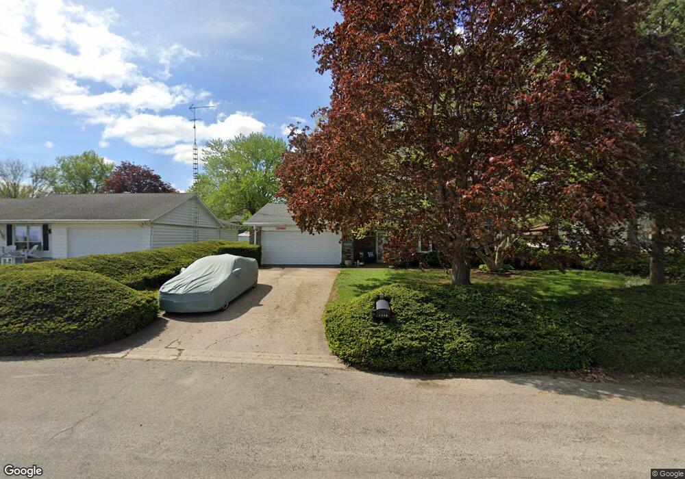 1308 Feldman Dr, Lincoln, IL 62656 - photo 1