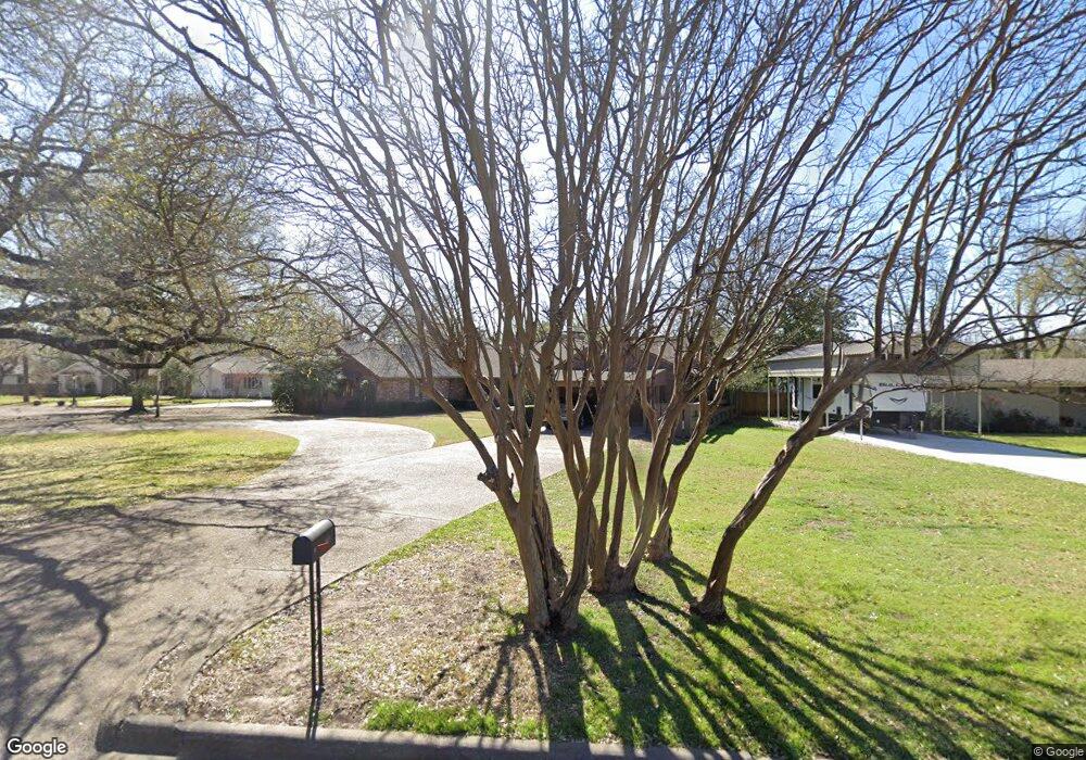 905 W Westhill Dr, Cleburne, TX 76033 - photo 1