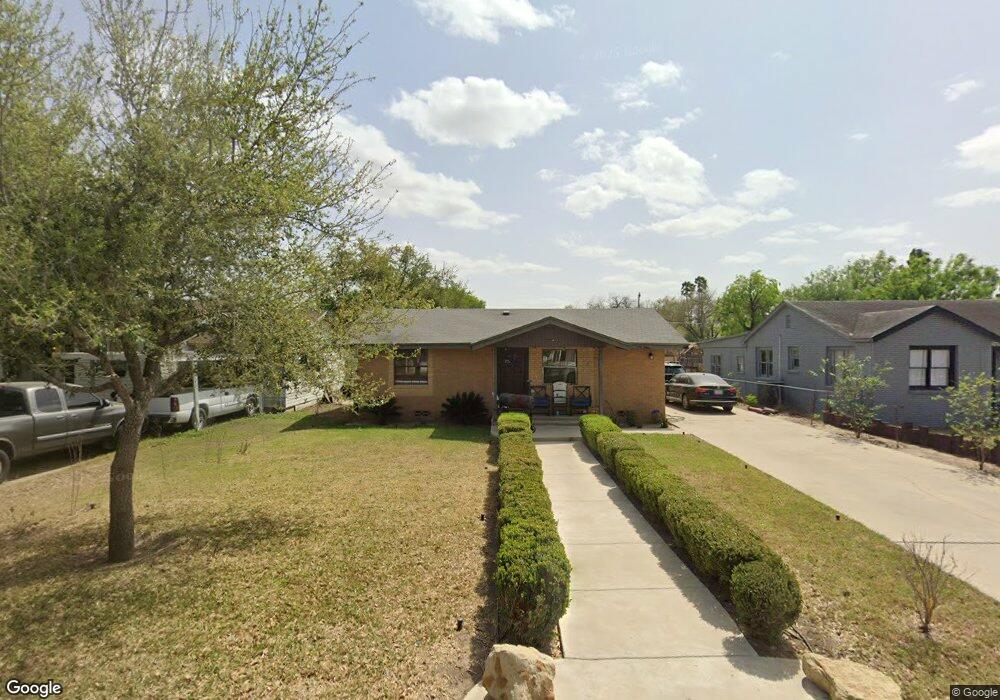 515 W Gore Ave, Pharr, TX 78577 - photo 1
