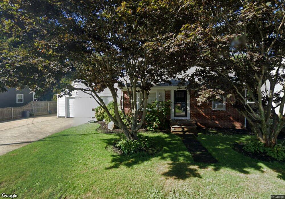 78 Winslow St, Riverside, RI 02915 - photo 1