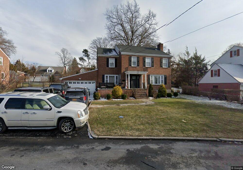 334 Kneeland Ave, Yonkers, NY 10704 - photo 1