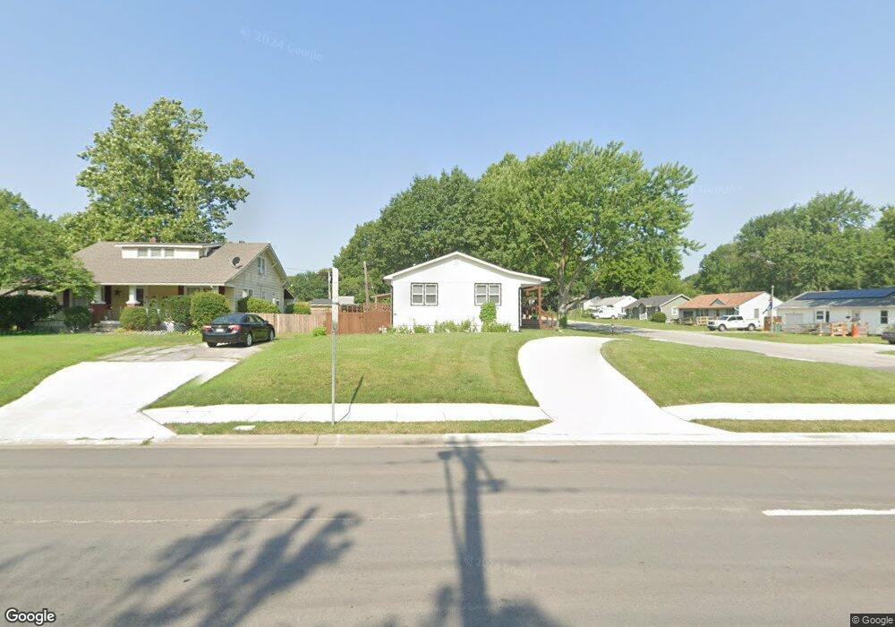 7002 Nieman Rd, Shawnee, KS 66203 - photo 1