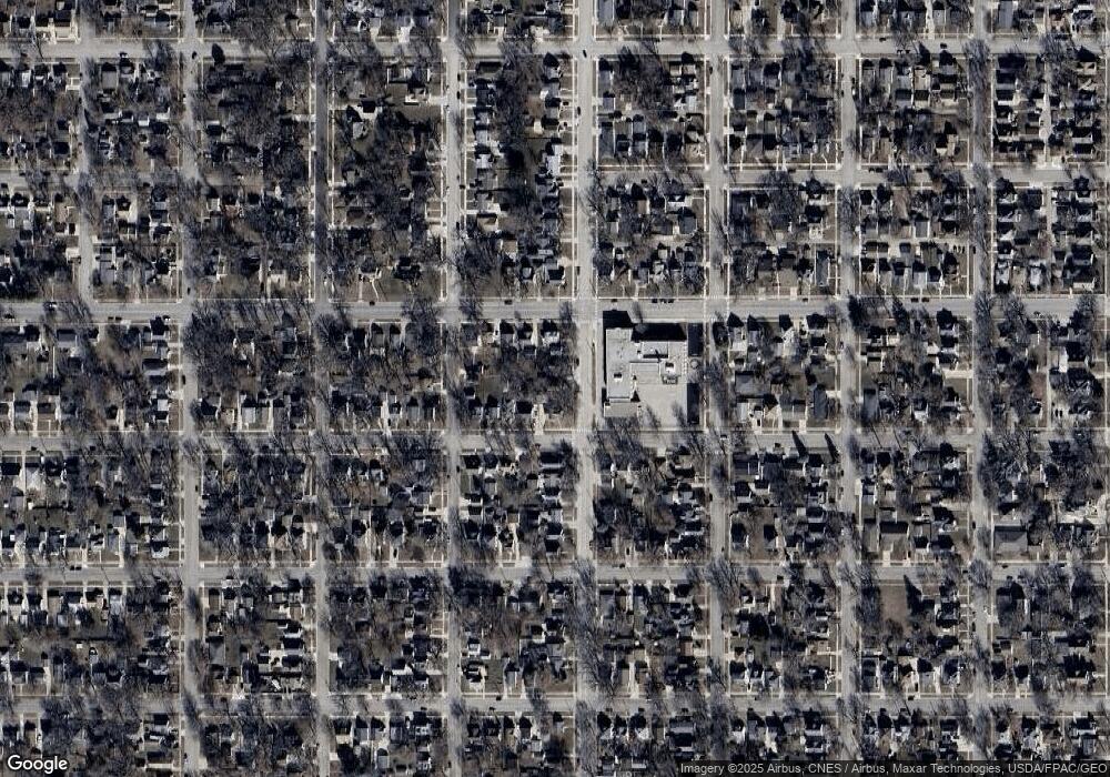 805 8th St NW, Austin, MN 55912 - photo 1