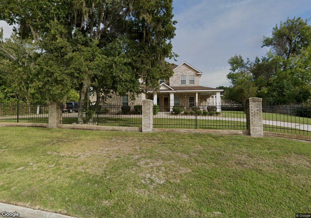 6418 Bayou View Dr, Houston, TX 77091 - photo 1