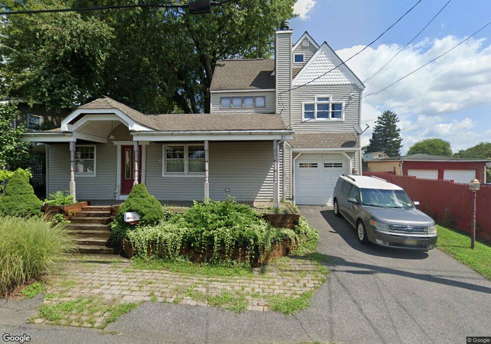 975 Mill St, Phillipsburg, NJ 08865 - photo 1