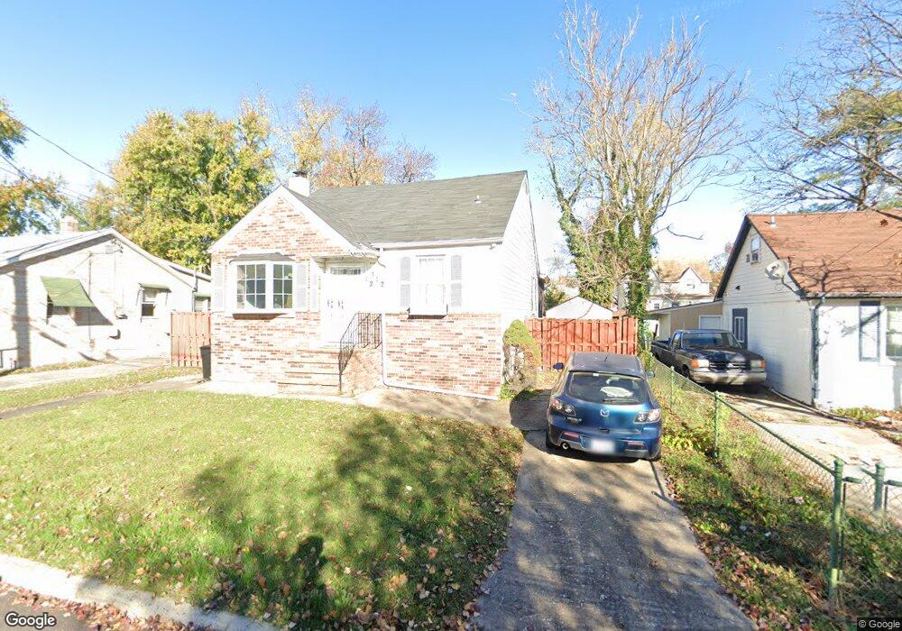 112 Fourth Ave, Halethorpe, MD 21227 - photo 1