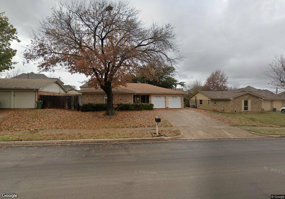 2121 Hurstview Dr, Hurst, TX 76054 - photo 1