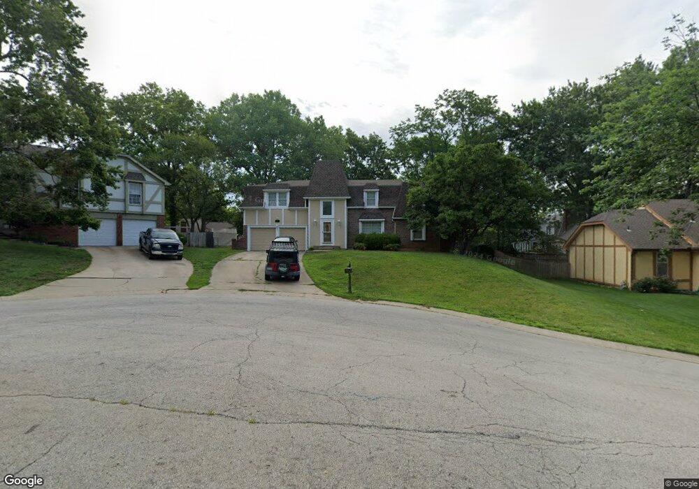 6919 Westgate St, Shawnee, KS 66216 - photo 1