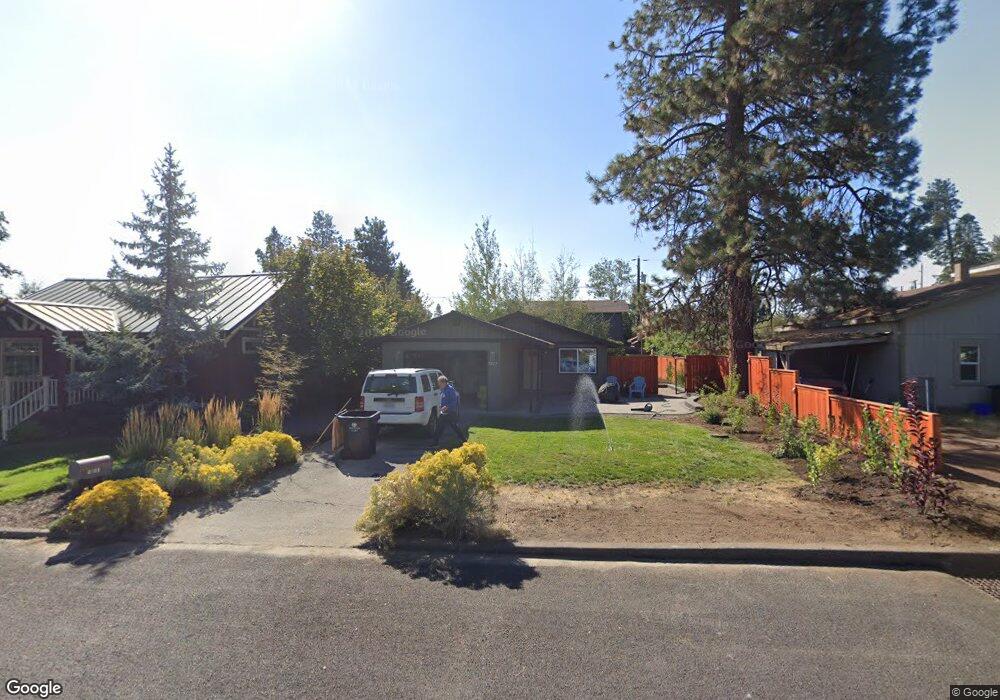 1327 NW Baltimore Ave, Bend, OR 97701 - photo 1