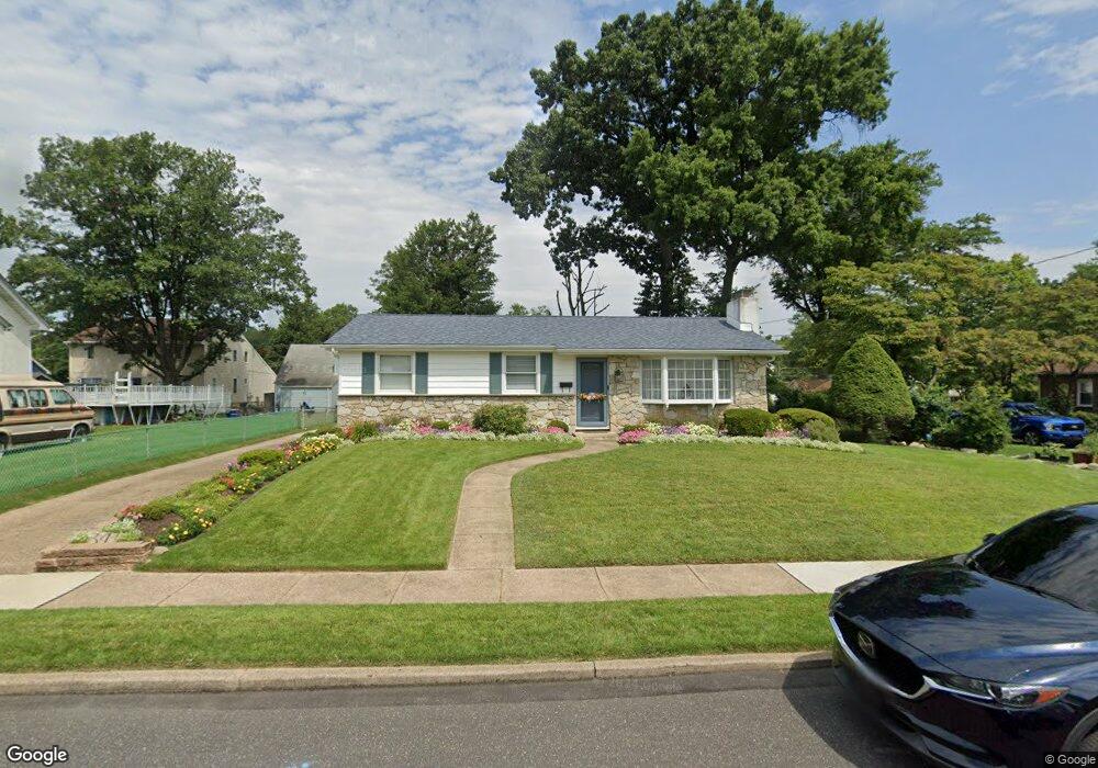 341 Mohican St, Essington, PA 19029 - photo 1