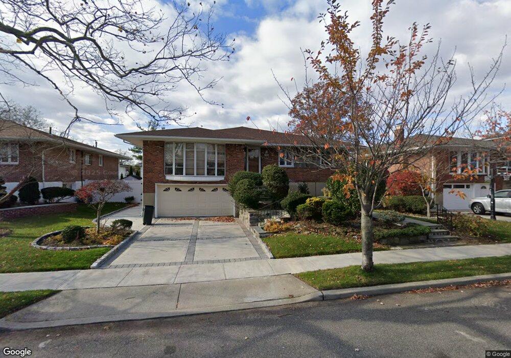 753 Bunker Rd, Valley Stream, NY 11581 - photo 1