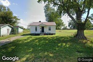 239 N Carrier St, Morganfield, KY 42437