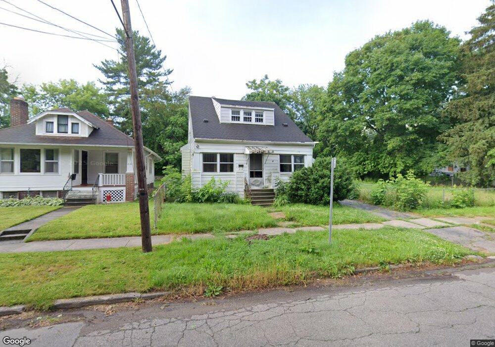 2116 Illinois Ave, Flint, MI 48506 - photo 1