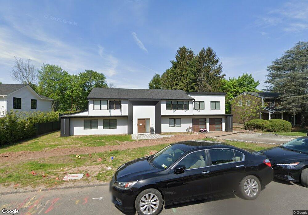 43 Lyncrest Dr, Monsey, NY 10952 - photo 1