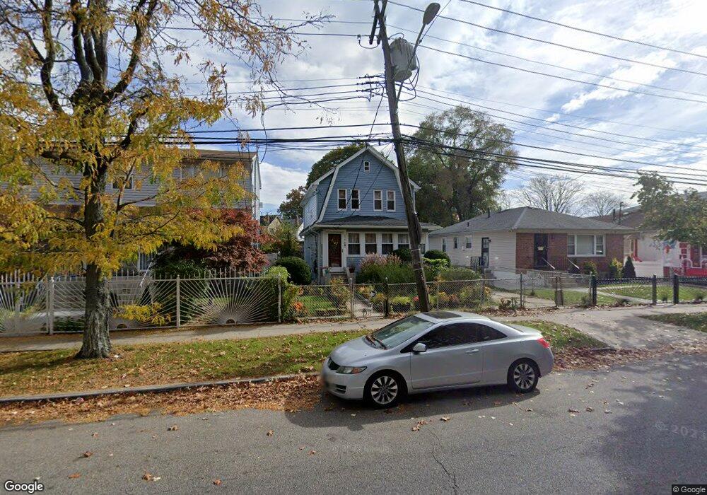 17606 Baisley Blvd, Jamaica, NY 11434 - photo 1