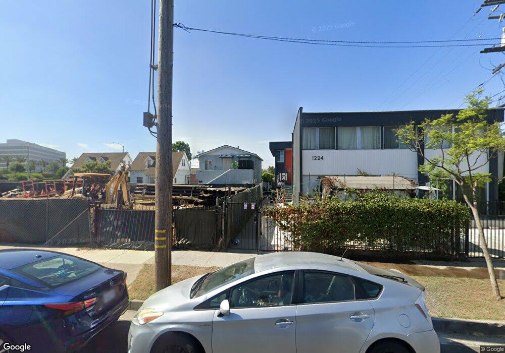 1240 La Brea Dr, Inglewood, CA 90301 - photo 1